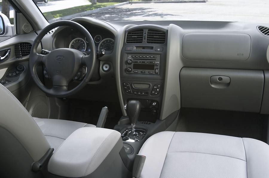  Hyundai Santa Fe 2001 года  (фото 13 из 43)